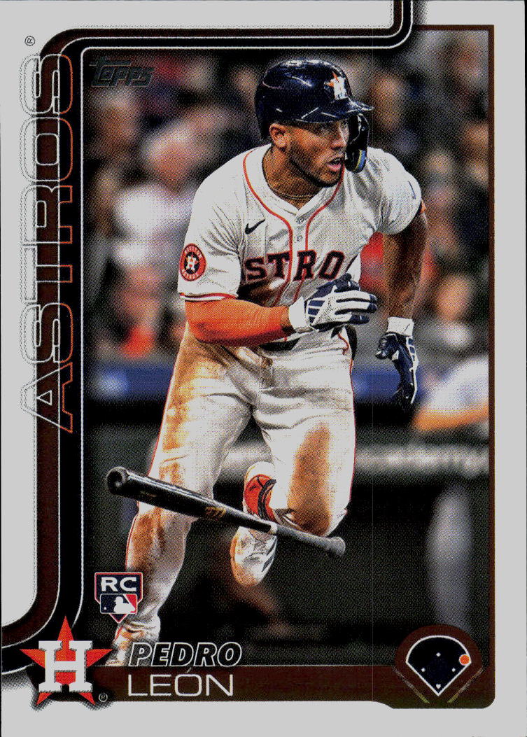 2025 Topps #30 Pedro León